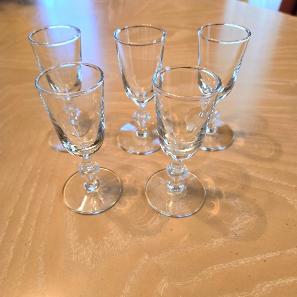 Vintage 5-Piece Mid-Century Ribbed Rim Cordial Glasses Ornate Stemware